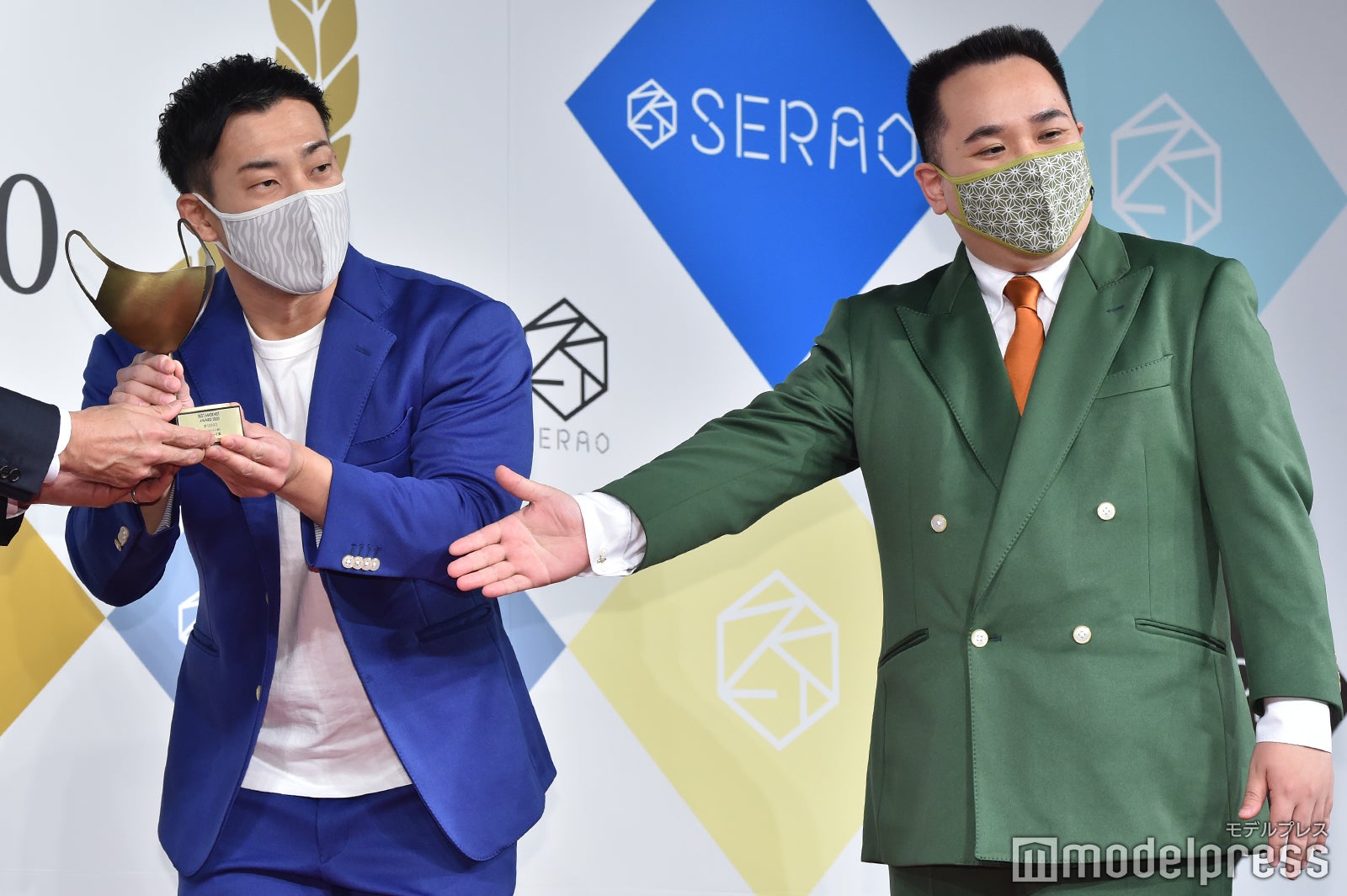 ミルクボーイ（駒場孝、内海崇） （C）モデルプレス