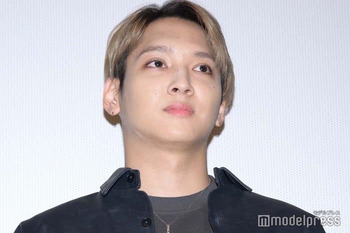 鈴木昂秀(C)モデルプレス