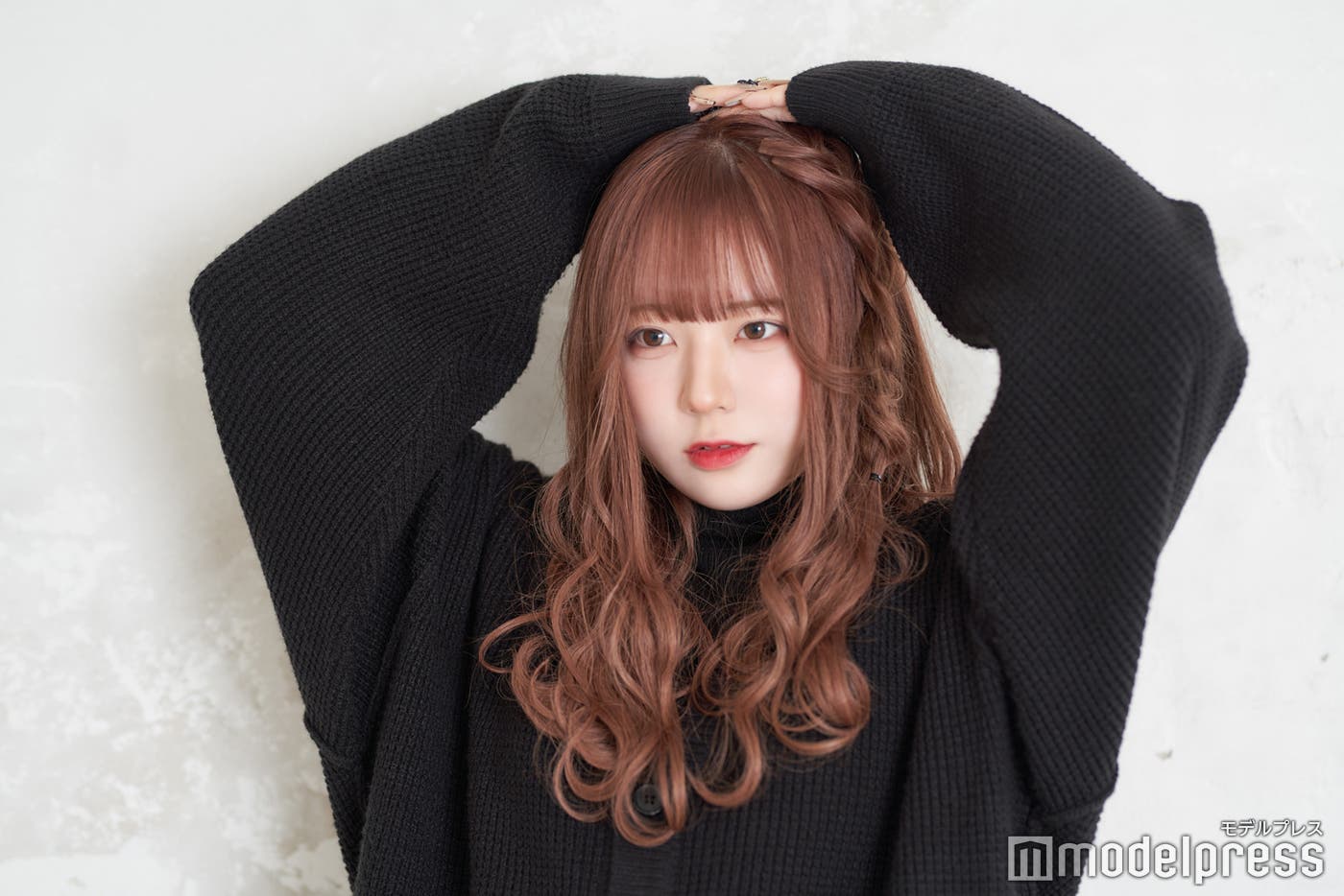 (C)モデルプレス