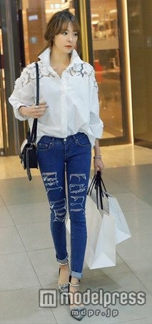 オーガンジーシャツ「OGAGE JAPAN」4,980円（税込）