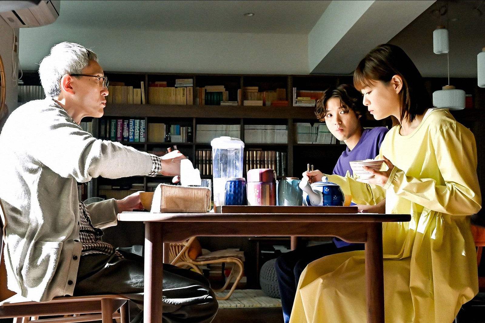 松重豊、磯村勇斗、上野樹里／「持続可能な恋ですか？～父と娘の結婚行進曲～」第5話より（C）TBS