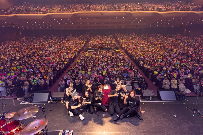 A.B.C-Z、BREAKERZ(提供写真)