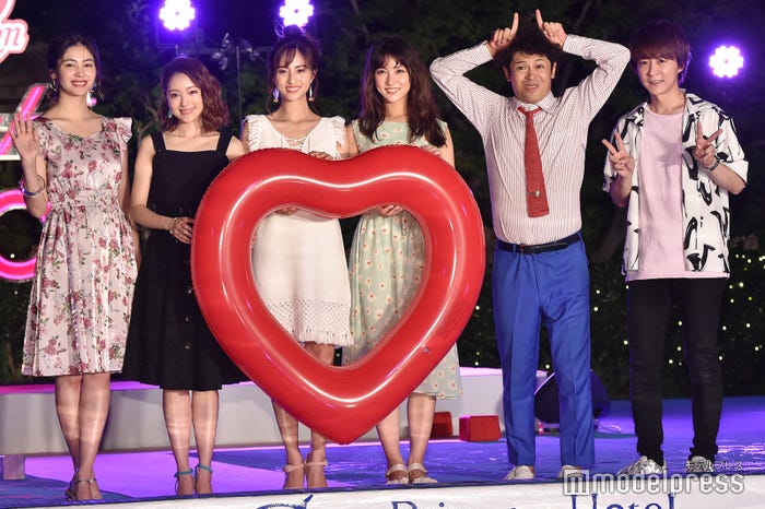 楓、まい(chay)、堀田茜、石川恋 、ちゅうえい、瀧上伸一郎(C)モデルプレス