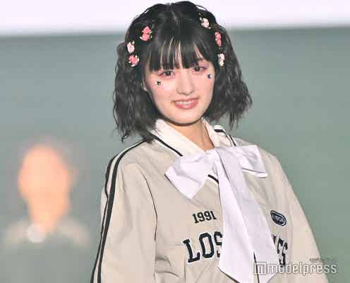 鶴嶋乃愛、美脚透けるタイツがSEXY【TGC 和歌山 2024】