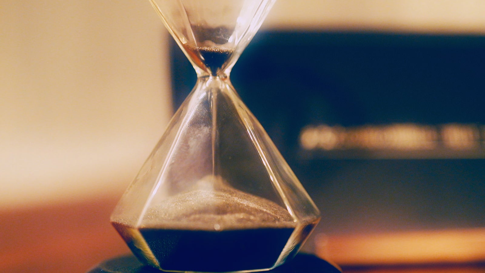 「ラブ デッドライン」（提供写真）