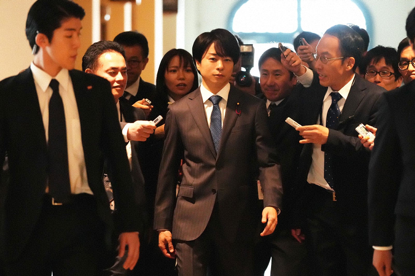 櫻井翔「笑うマトリョーシカ」第2話より（C）TBS