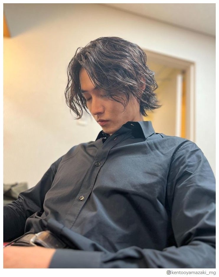 山崎賢人マネージャーInstagramより