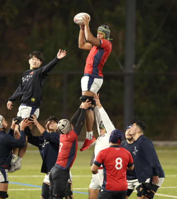 大学ラグビー 京産大が5大会連続4強へ 練習公開
