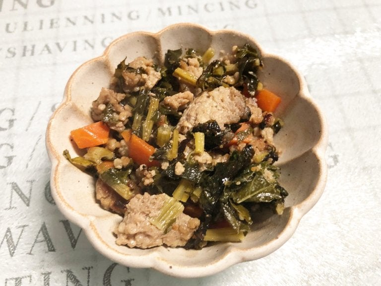 捨ててしまいがちな大根の葉……