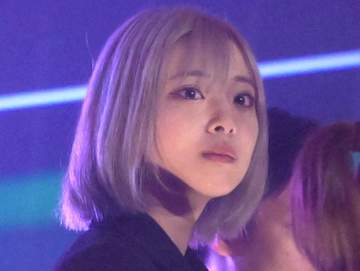 格闘家と離婚の美女インフルエンサー イメージ一新の姿で胸中記す「たくさん泣いたし、たくさん迷いました」