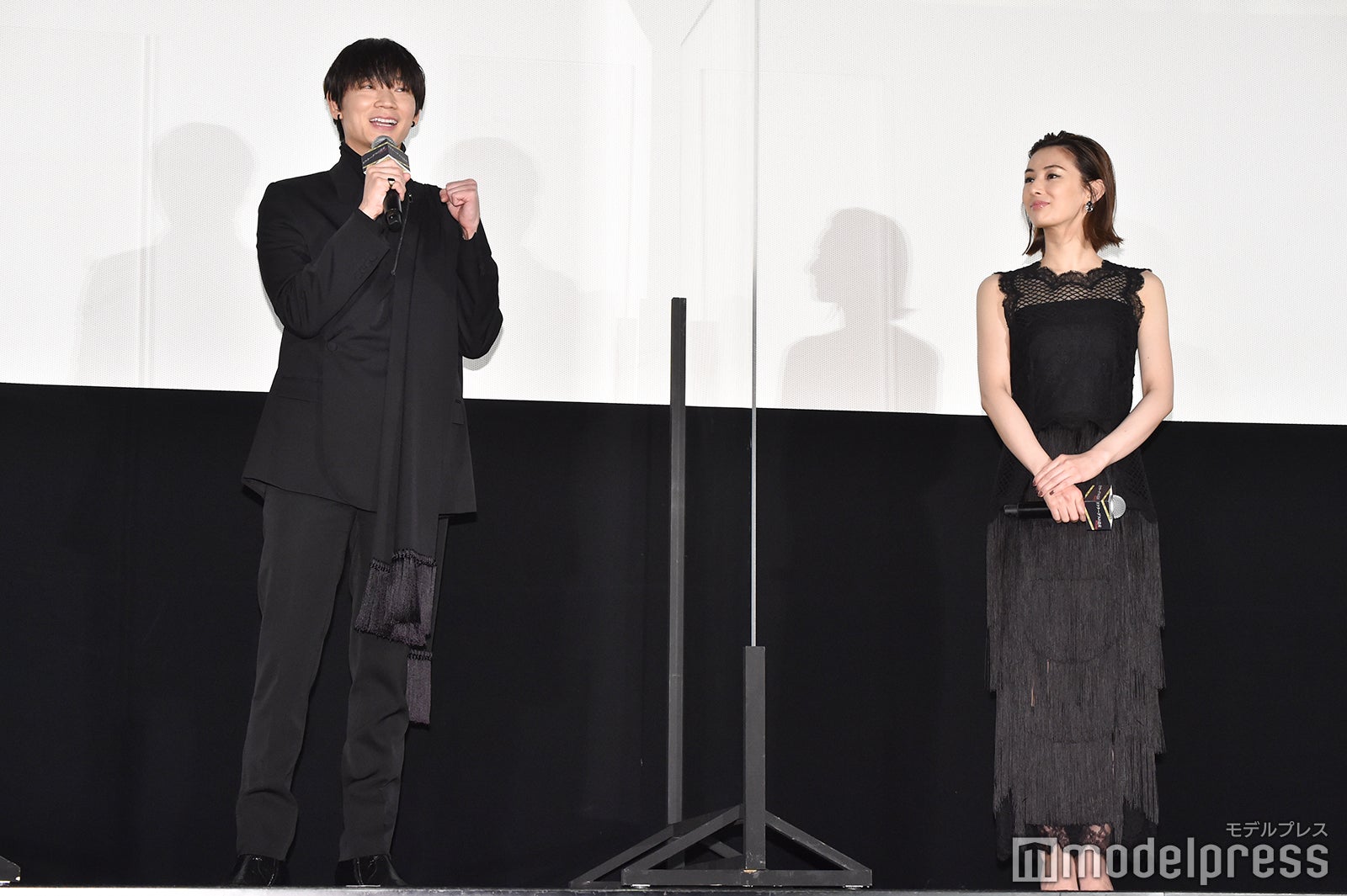 綾野剛、北川景子 （C）モデルプレス