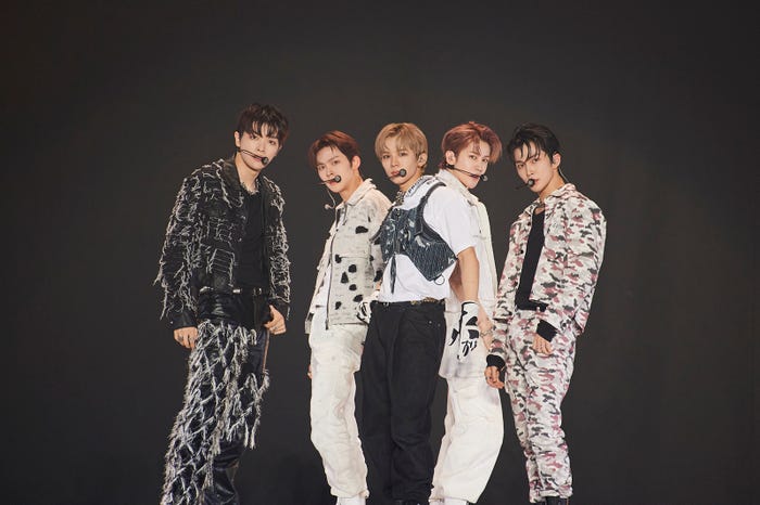 NCT (ショウタロウ/ソンチャン)X SMROOKIES 「SMTOWN LIVE 2022:SMCU EXPRESS@TOKYO」(提供写真)