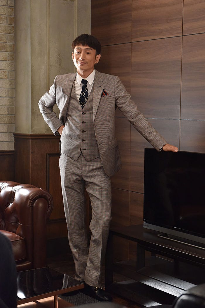 伊勢谷友介/「サバイバル・ウェディング」第1話より(C)日本テレビ