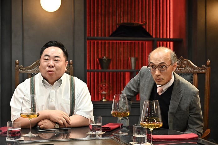 塚地武雅、酒向芳「リブート」第2話(C)TBS