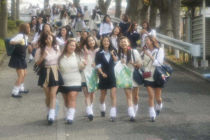 池田エライザ、富田望生、広瀬すず、山本舞香、野田美桜、田辺桃子(C)2018「SUNNY」製作委員会