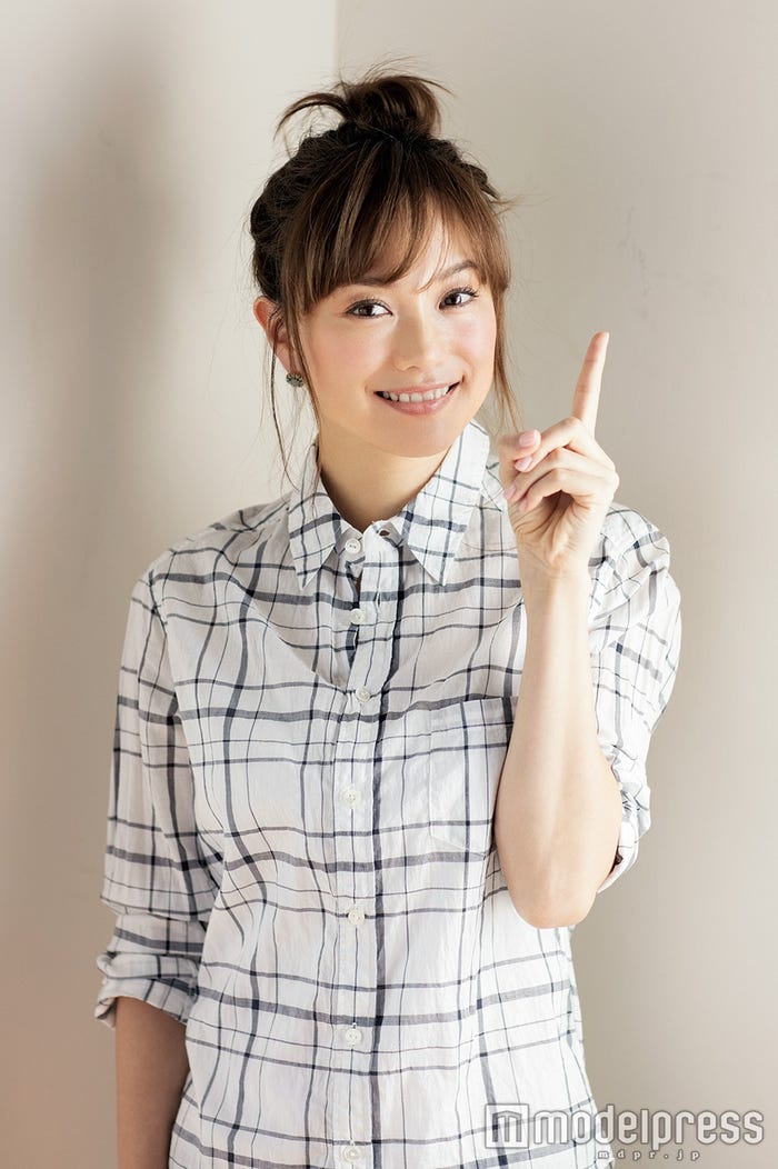蛯原英里(画像提供:セブン&アイ出版)