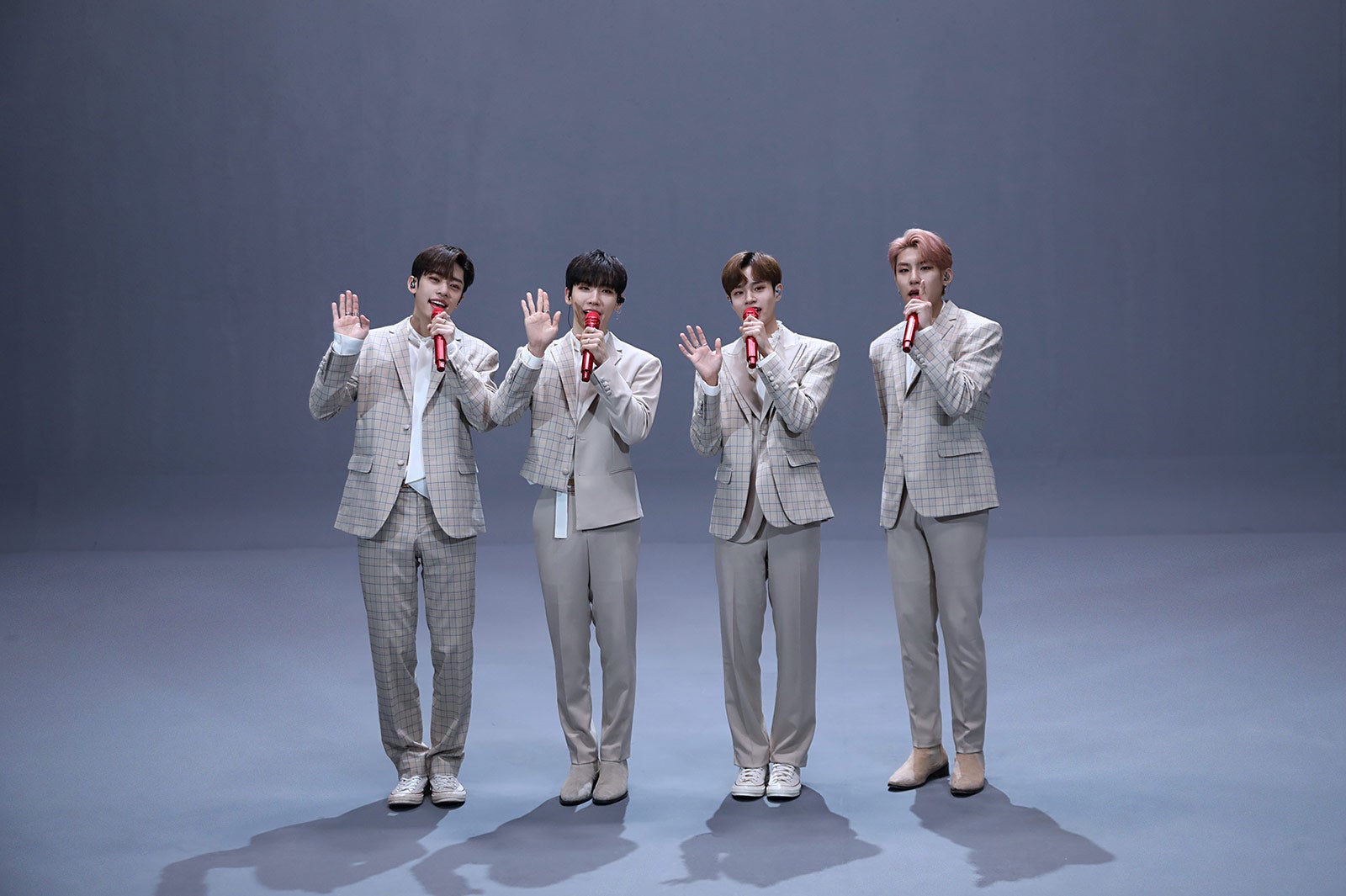 AB6IX（C）マイナビ 東京ガールズコレクション 2021 SPRING／SUMMER