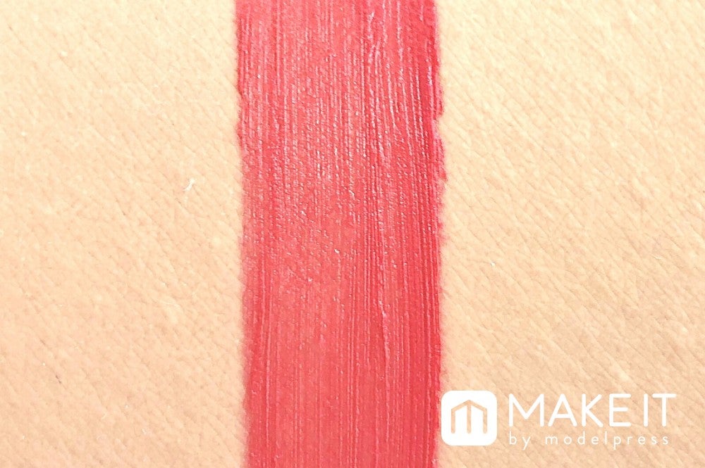 キャンメイク／クリームチーク／14 アップルクリームレッド (C)メイクイット