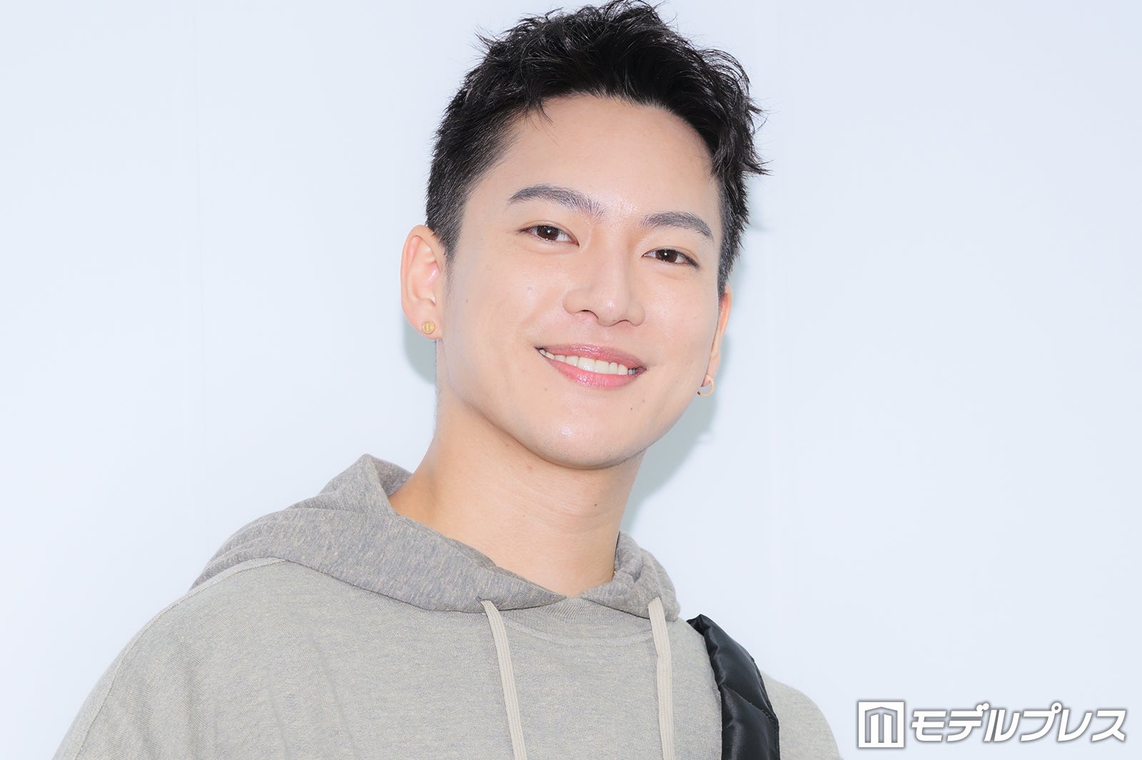 三山凌輝「最高のバディになれば」バッグ制作の経緯 サイズ感にも言及「哺乳瓶が入ります」