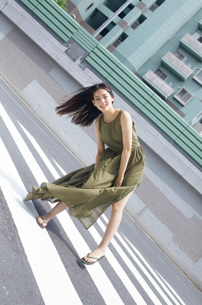 世良マリカ(C)桑島智輝、光文社