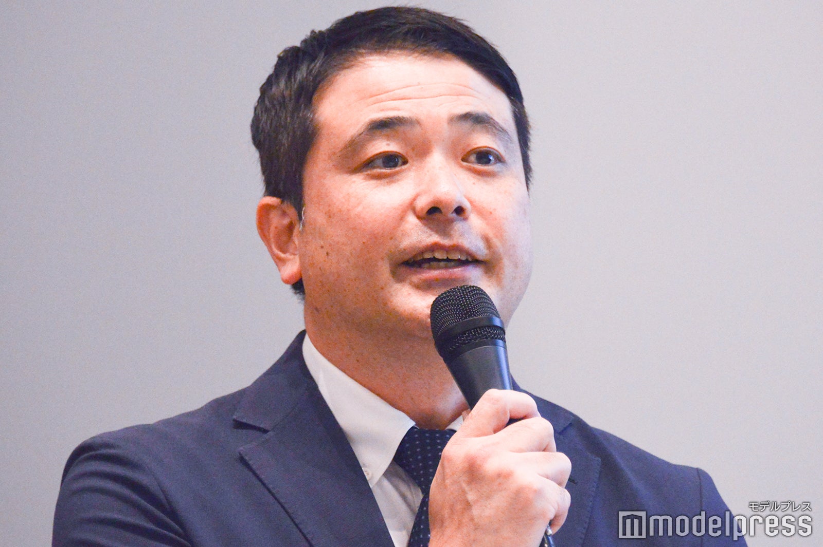 吉野真治アナ（C）モデルプレス