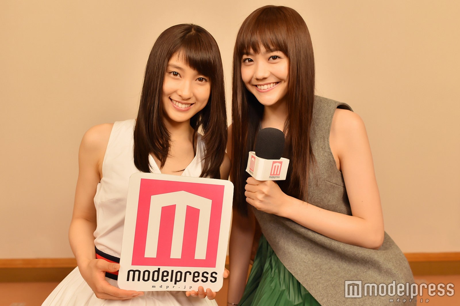 土屋太鳳、松井愛莉（C）モデルプレス