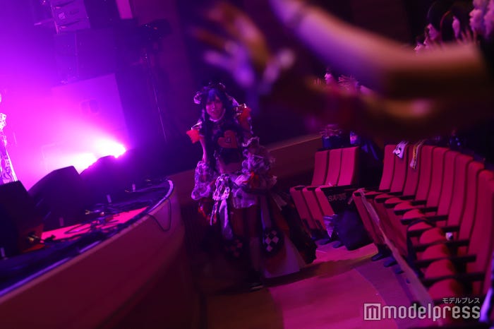 0.1gの誤算(C)モデルプレス