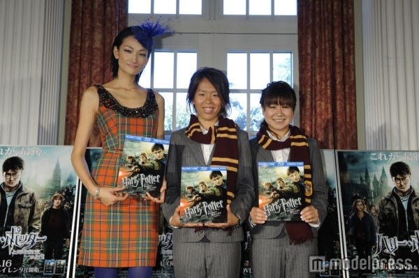 左から:冨永愛、岩清水梓、小林弥生