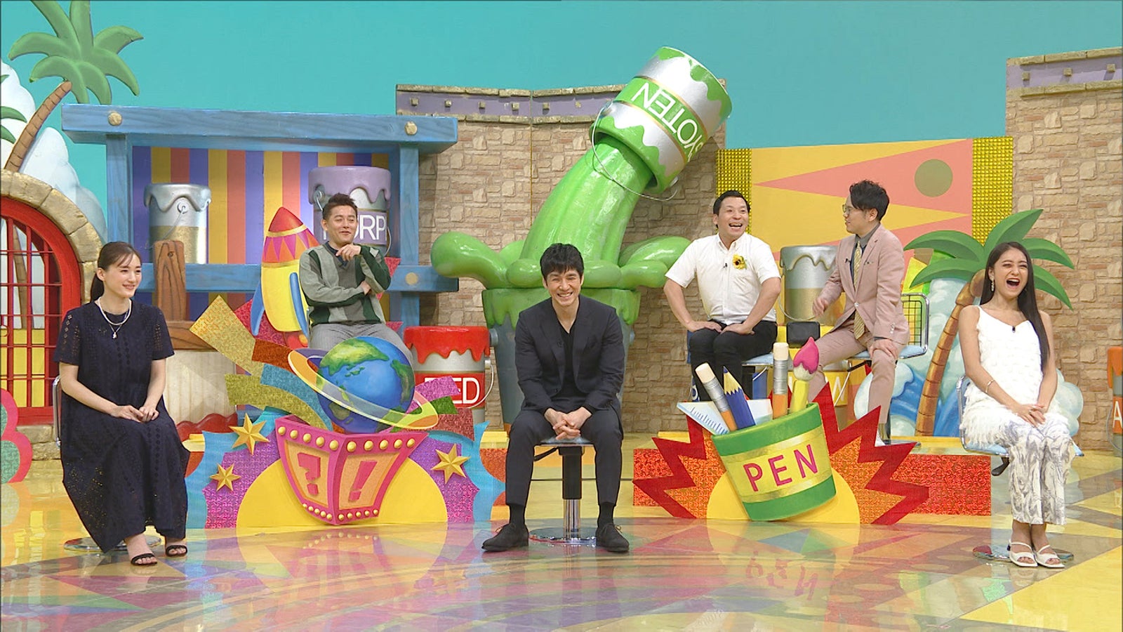 （左から）綾瀬はるか、井戸田潤、西島秀俊、田渕章裕、きむ、池田美優 （C）日本テレビ