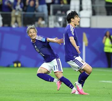 前田大然から記念撮影おねだりの吉本人気者 ゴールシーン見逃しの痛恨ミス リアタイ目撃できず「ちょっとチャンネル変えたら、その間に」