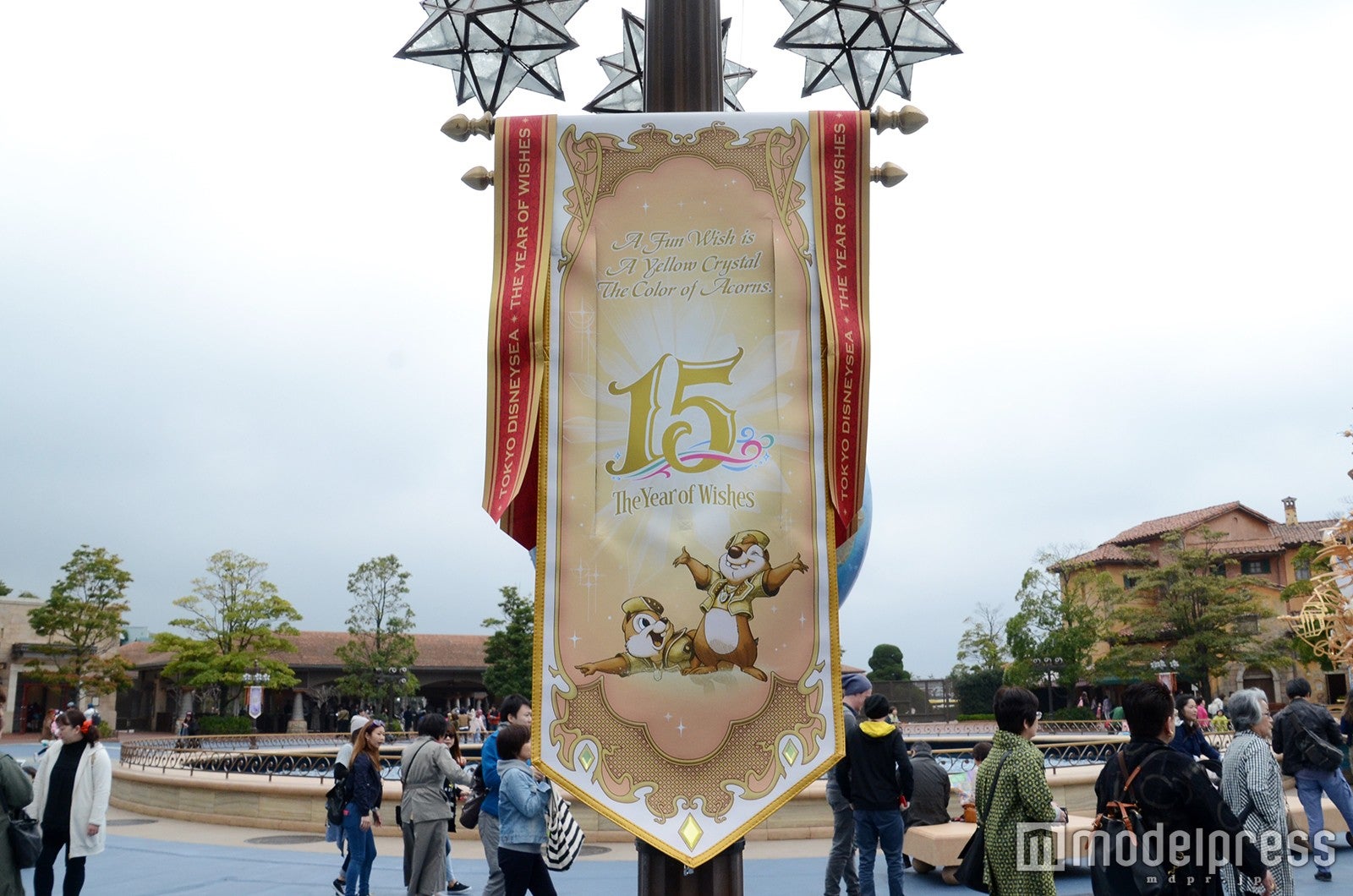 デコレーション／「東京ディズニーシー15周年“ザ・イヤー・オブ・ウィッシュ”」（C）モデルプレス