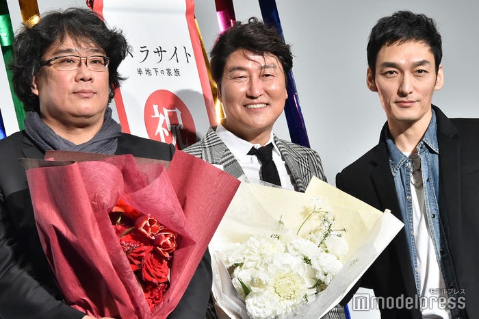 ポン・ジュノ監督、ソン・ガンホ、草なぎ剛(C)モデルプレス