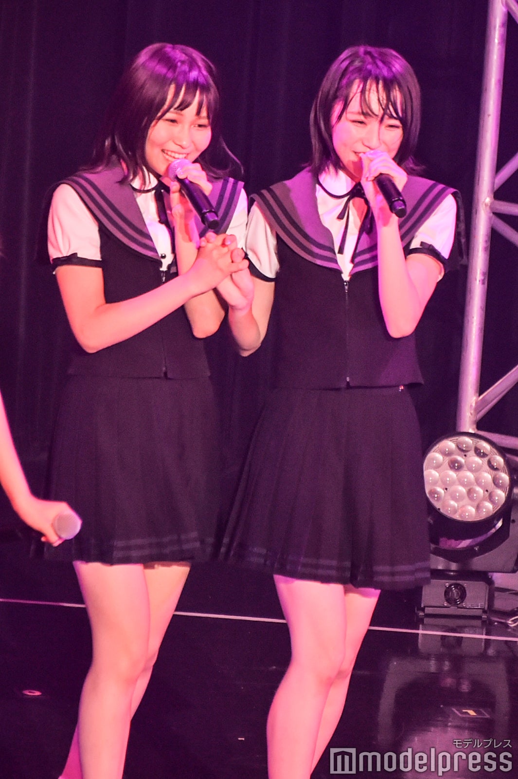 大場花菜、野口衣織／＝LOVE （C）モデルプレス