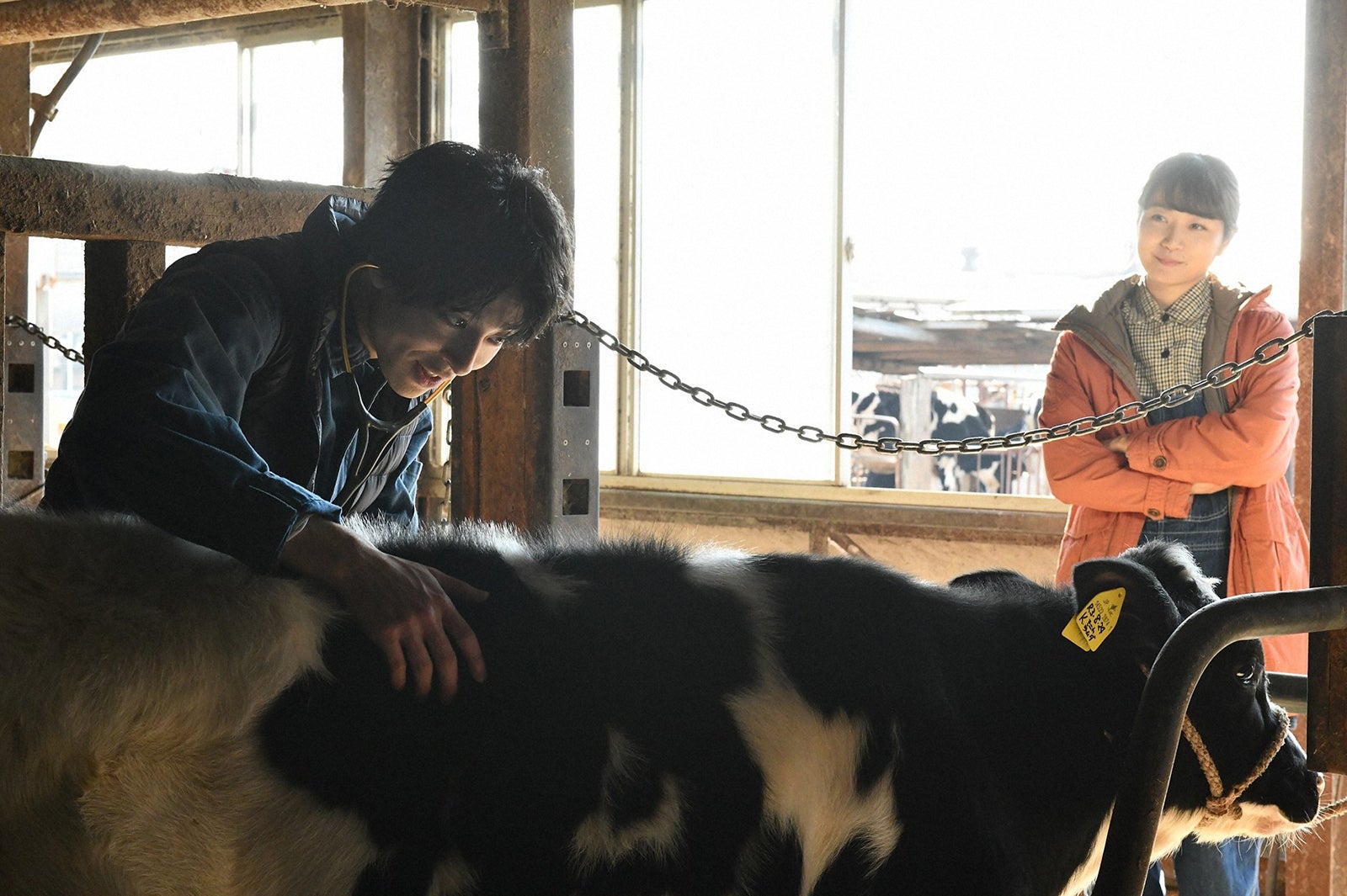 高杉真宙、深川麻衣／「婚姻届に判を捺しただけですが」最終話より（C）TBS