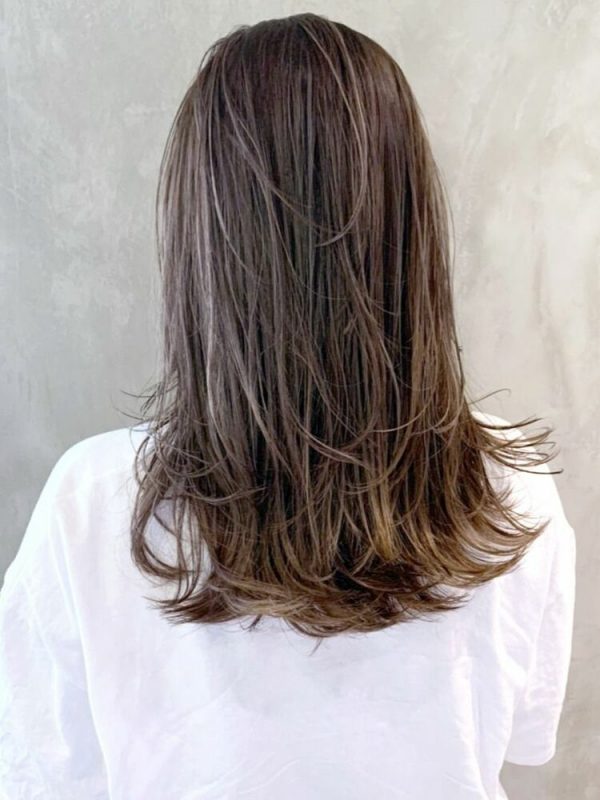 大人気 ウルフカット ロング のヘアスタイル特集 アレンジ方法もご紹介 モデルプレス 大人気 ウルフカット ロング のヘアスタイル特集 アレンジ方法もご紹介 モデルプレス