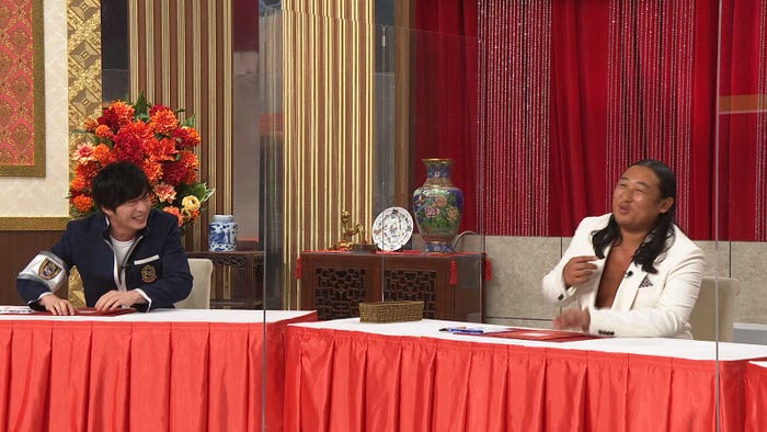 田中圭、秋山竜次(C)日本テレビ