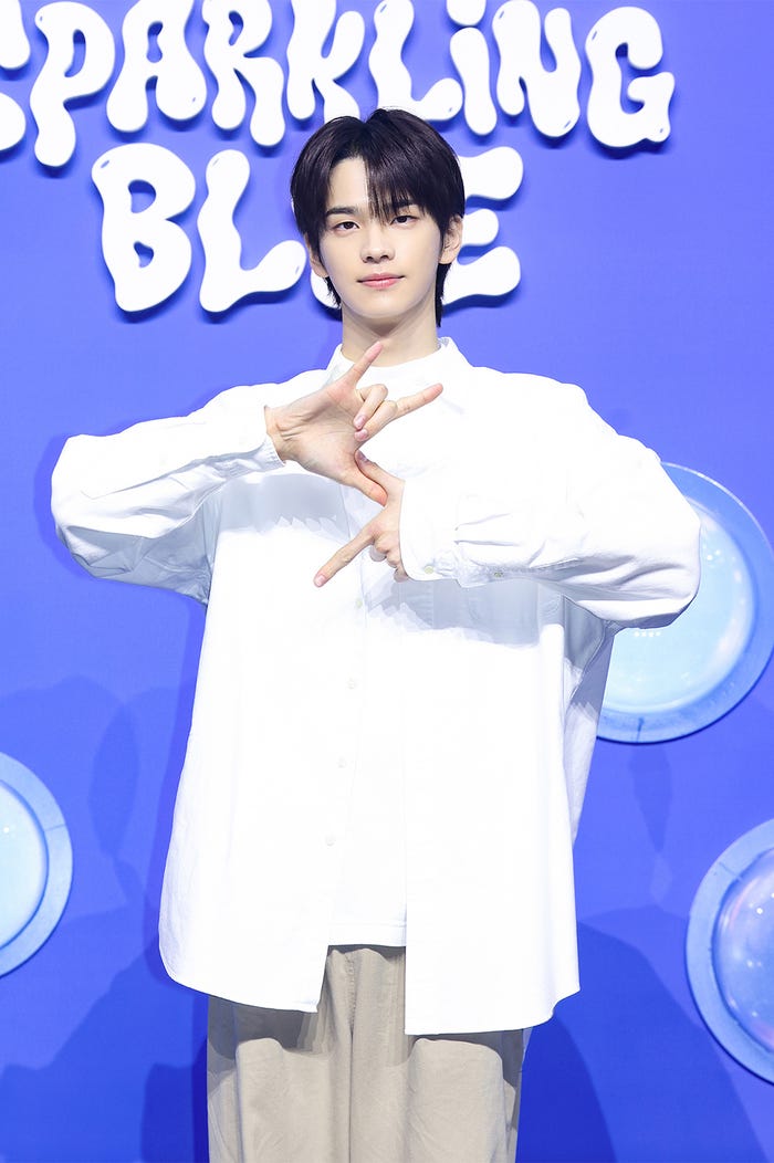 SHINYU/TWS(P)&(C)PLEDIS Entertainment