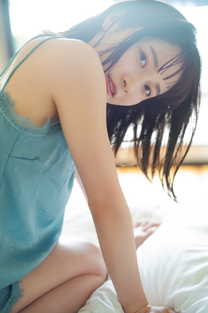 森戸知沙希写真集「Cheers」 (提供写真)