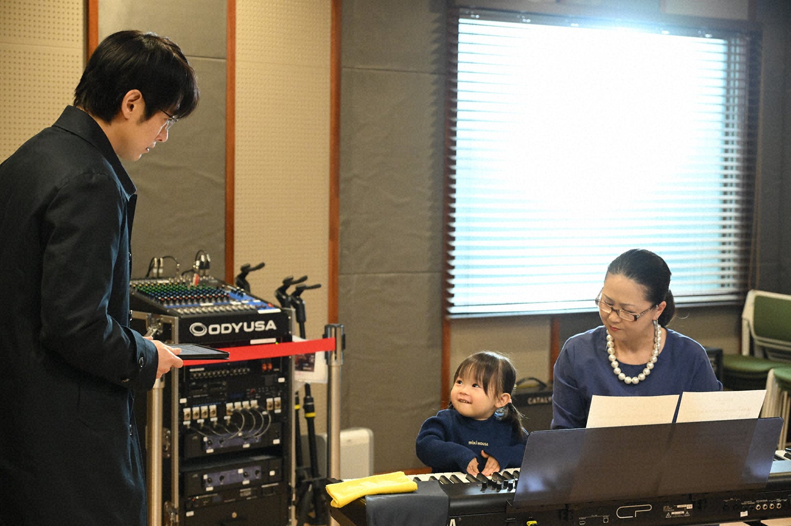 （左）ディーン・フジオカ「対岸の家事～これが、私の生きる道！～」第5話（C）TBS