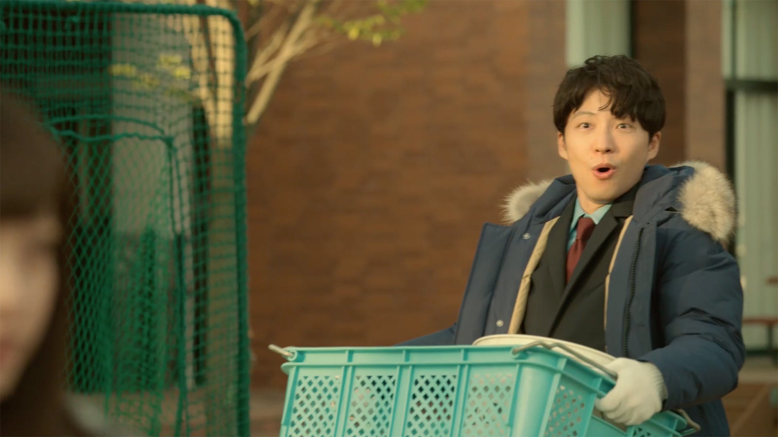 星野源／「先生からみんなへ」篇より（提供写真）