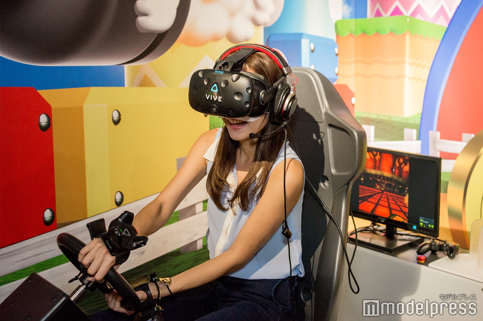 思わず体が傾く齊藤紫帆さん（C）モデルプレス