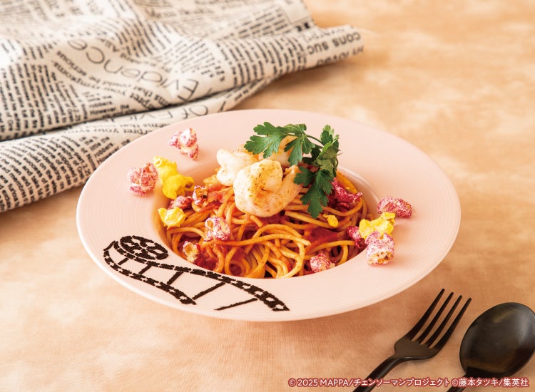 【マキマ】映画館デート トマトパスタ　税込1,890円（C）2025 MAPPA／チェンソーマンプロジェクト （C）藤本タツキ／集英社