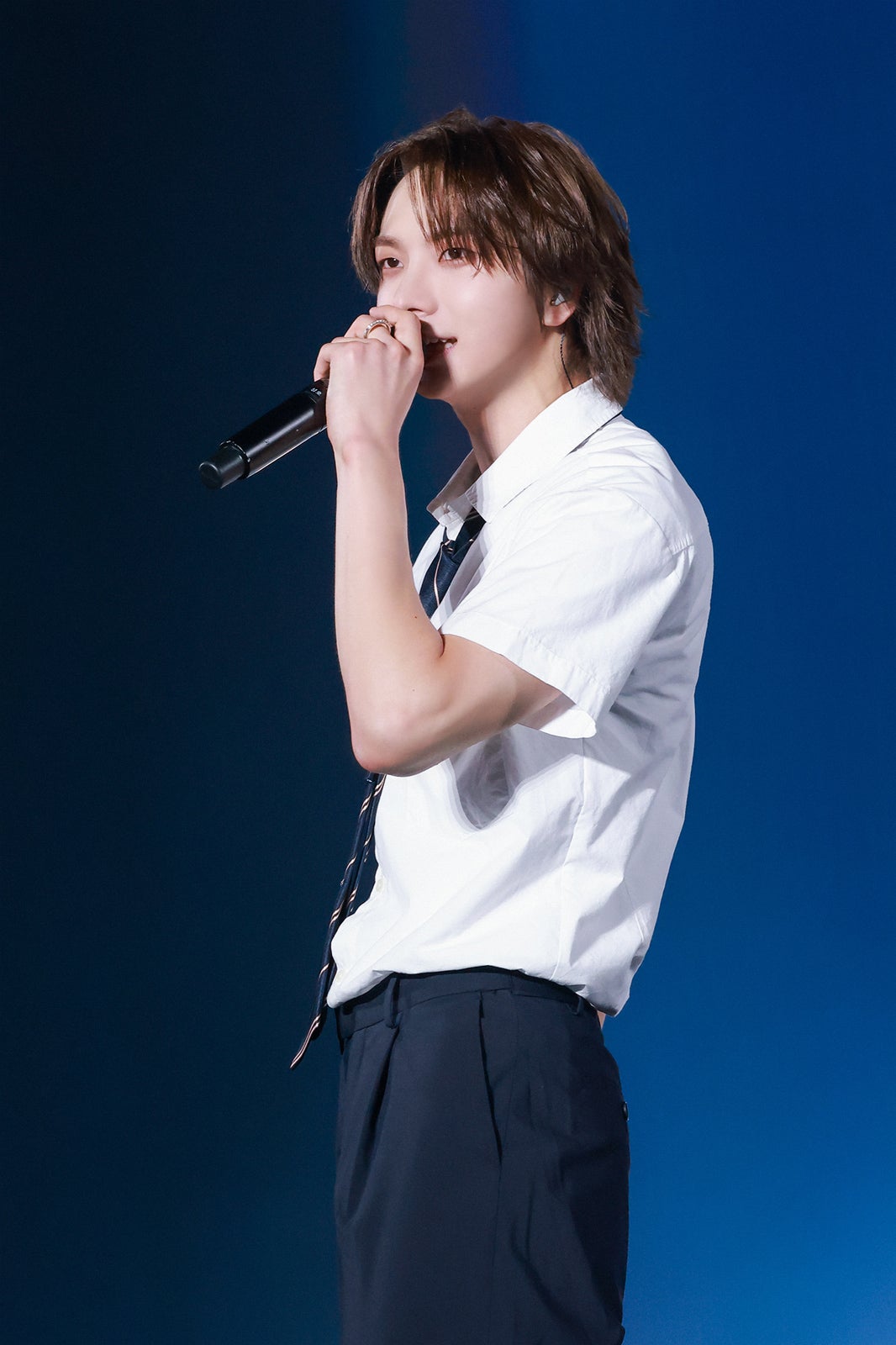 有名なブランド 一直娯 yizhiyu boynextdoor 一直娱 メルカリ