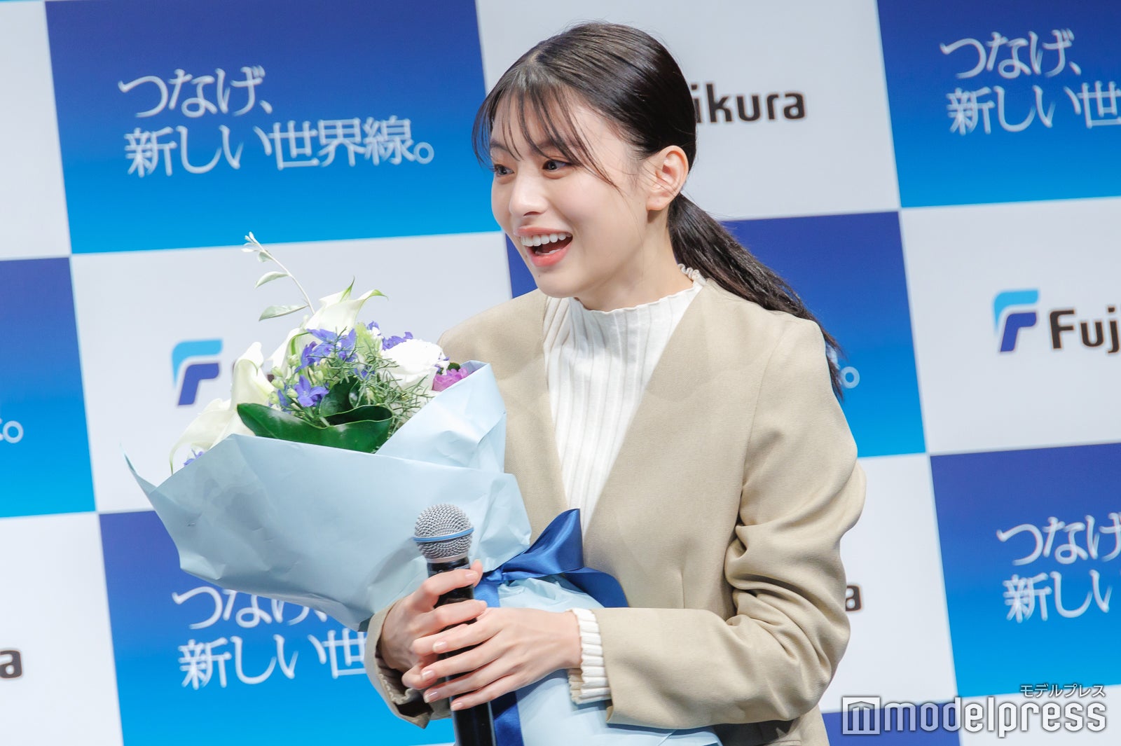 出口夏希（C）モデルプレス