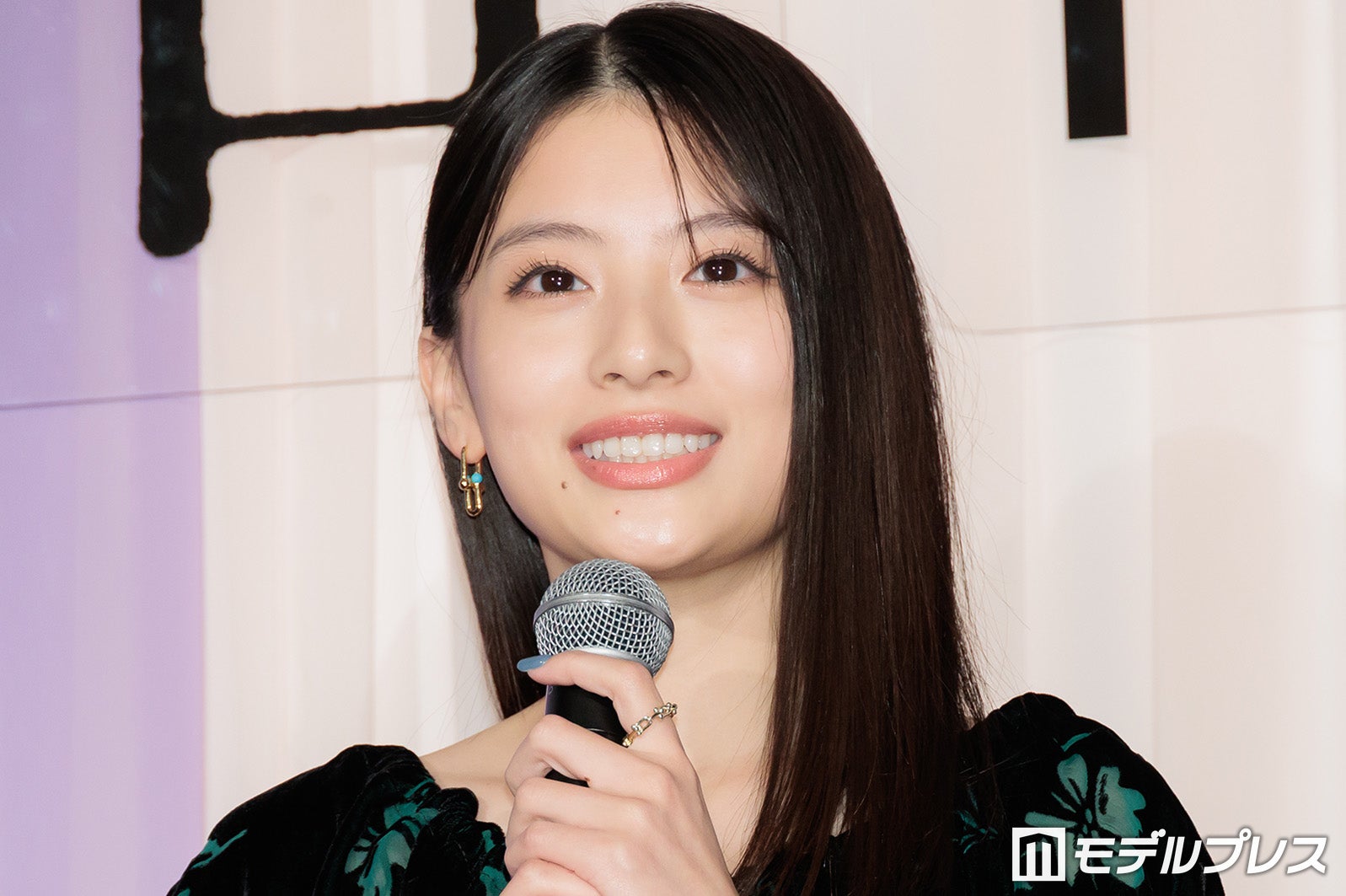 出口夏希（C）モデルプレス