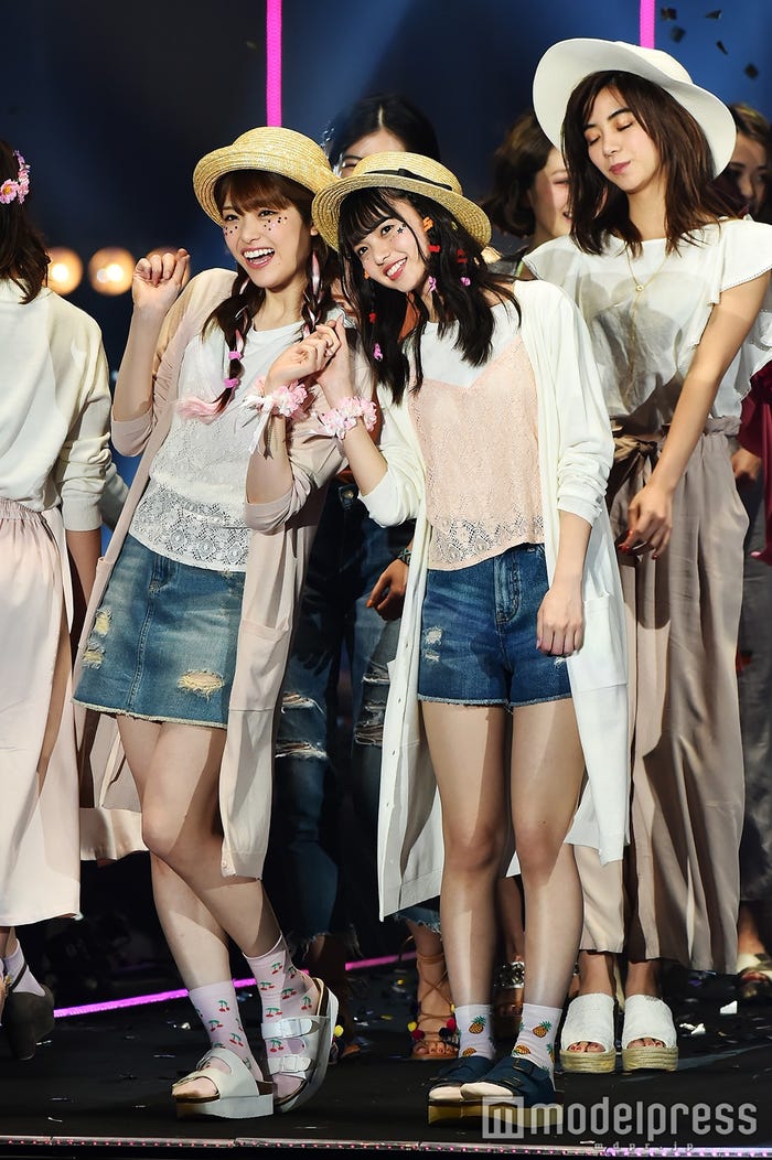 松村沙友理、齋藤飛鳥(C)モデルプレス