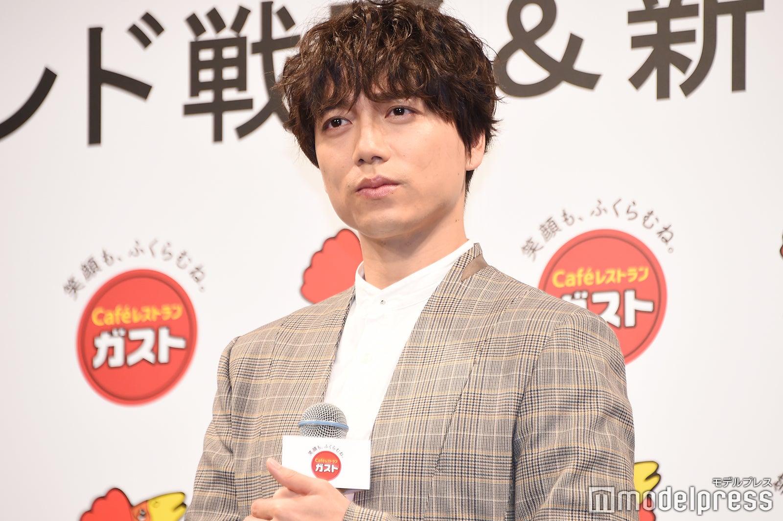 山崎育三郎 （C）モデルプレス