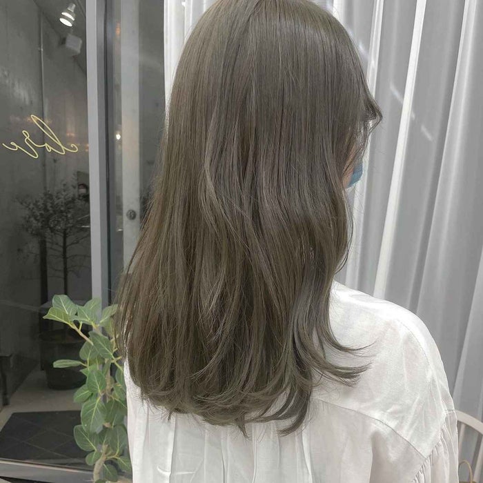 甘さ控えめがレディの条件 ピスタチオグレージュ で魅力度アップ モデルプレス