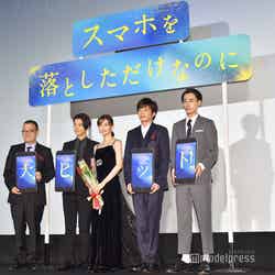 （左から）中田秀夫監督、千葉雄大、北川景子、田中圭、成田凌（C）モデルプレス