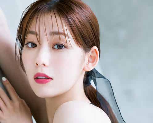 中村里帆、色白美ボディにうっとり 「週刊ヤングジャンプ」初登場で初グラビア披露